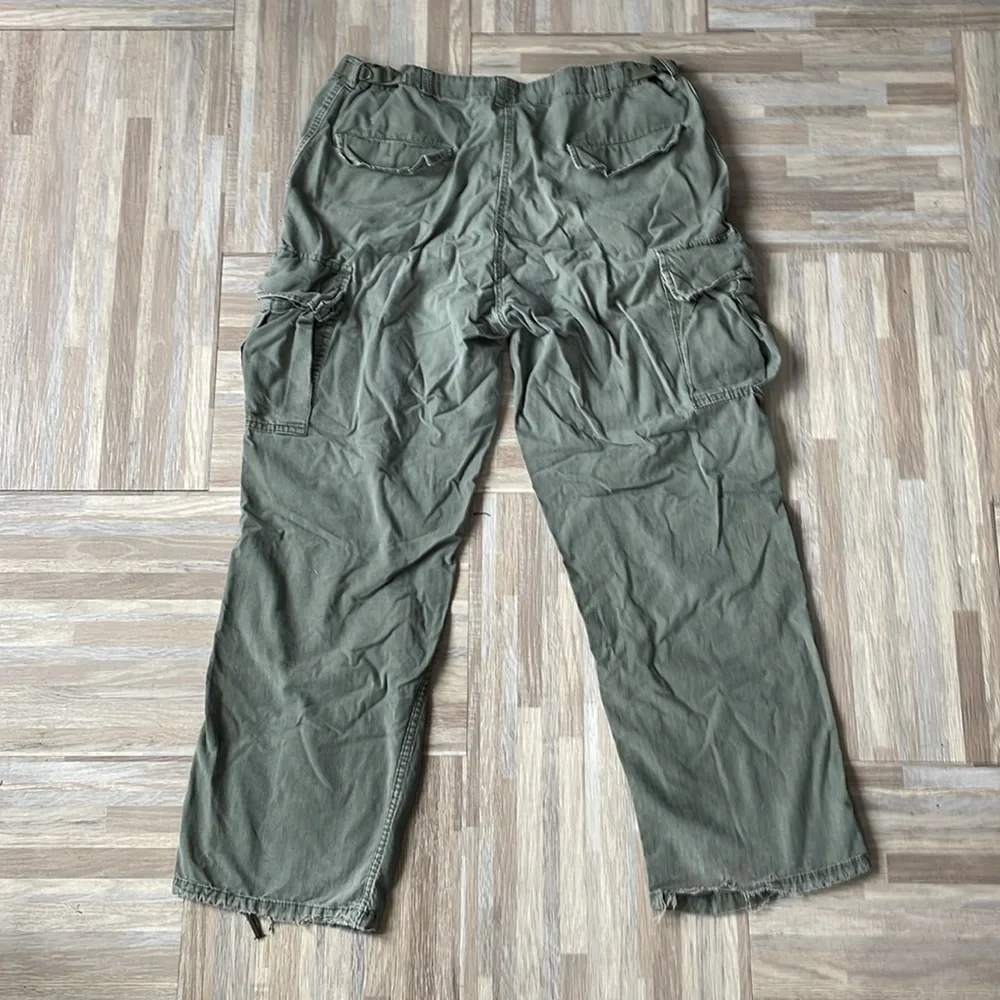 Men cargo pant 36” waist - Picture 6 of 10